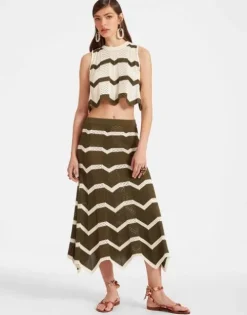 Chevron Top