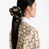 Giga Scrunchie
