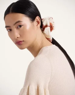 Giga Scrunchie