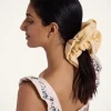 Giga Scrunchie