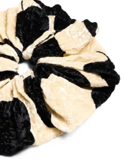 Giga Scrunchie