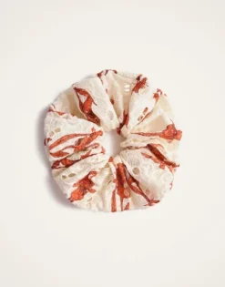 Giga Scrunchie