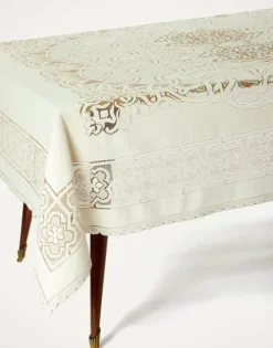 Lacey Medium Tablecloth