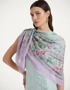 Light Scarf