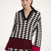 Lounge Jumper