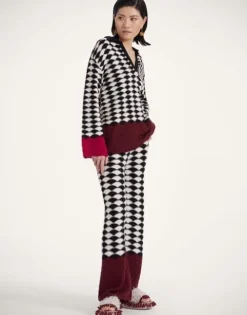 Lounge Jumper