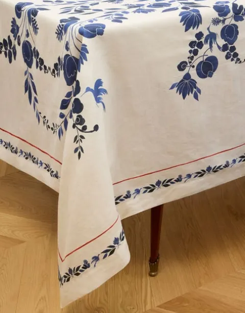 Medium Tablecloth