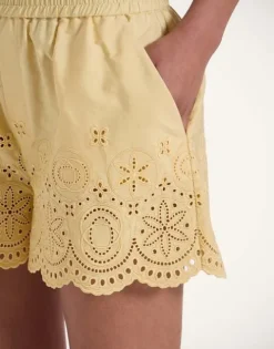 Pull-Up Shorts