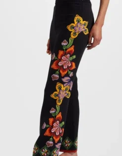 Stretch Pants (Placée)