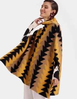 Trine Cape